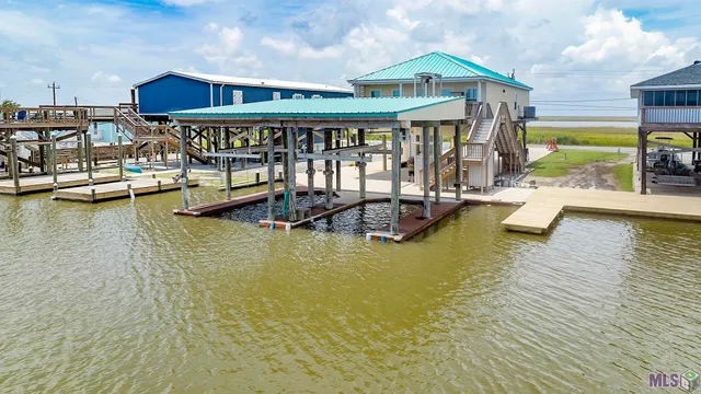 $523,000 | 7613 Highway 56, Chauvin, LA 70344