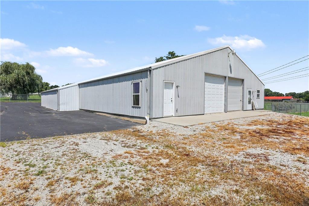 903 Doc Henry Road Greenwood, MO 64034 - Photo 55 of 71 Gallery Image 55