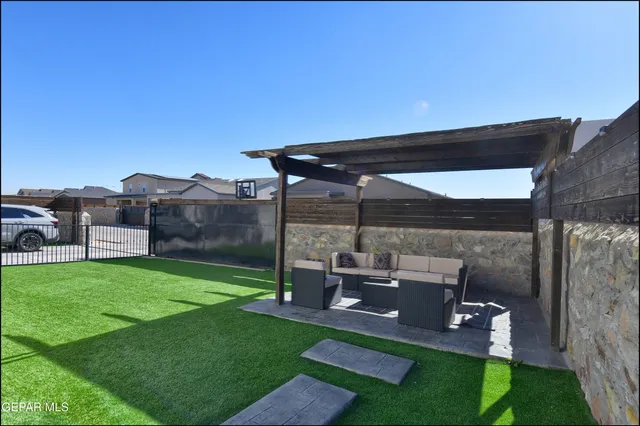 $550,000 | 14608 Pebble Hills Boulevard, El Paso, TX 79938