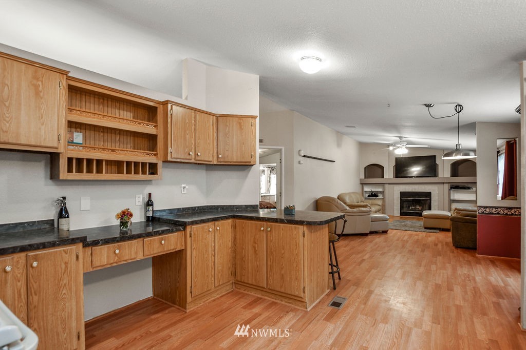 145 Cobblestone Road Kalama, WA 98625 - Photo 6 of 25 Gallery Image 6