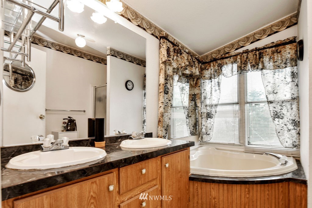 145 Cobblestone Road Kalama, WA 98625 - Photo 8 of 25 Gallery Image 8
