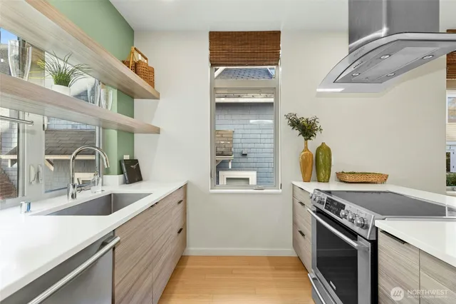 $1,050,000 | 4411 Meridian Avenue North, Seattle, WA 98103