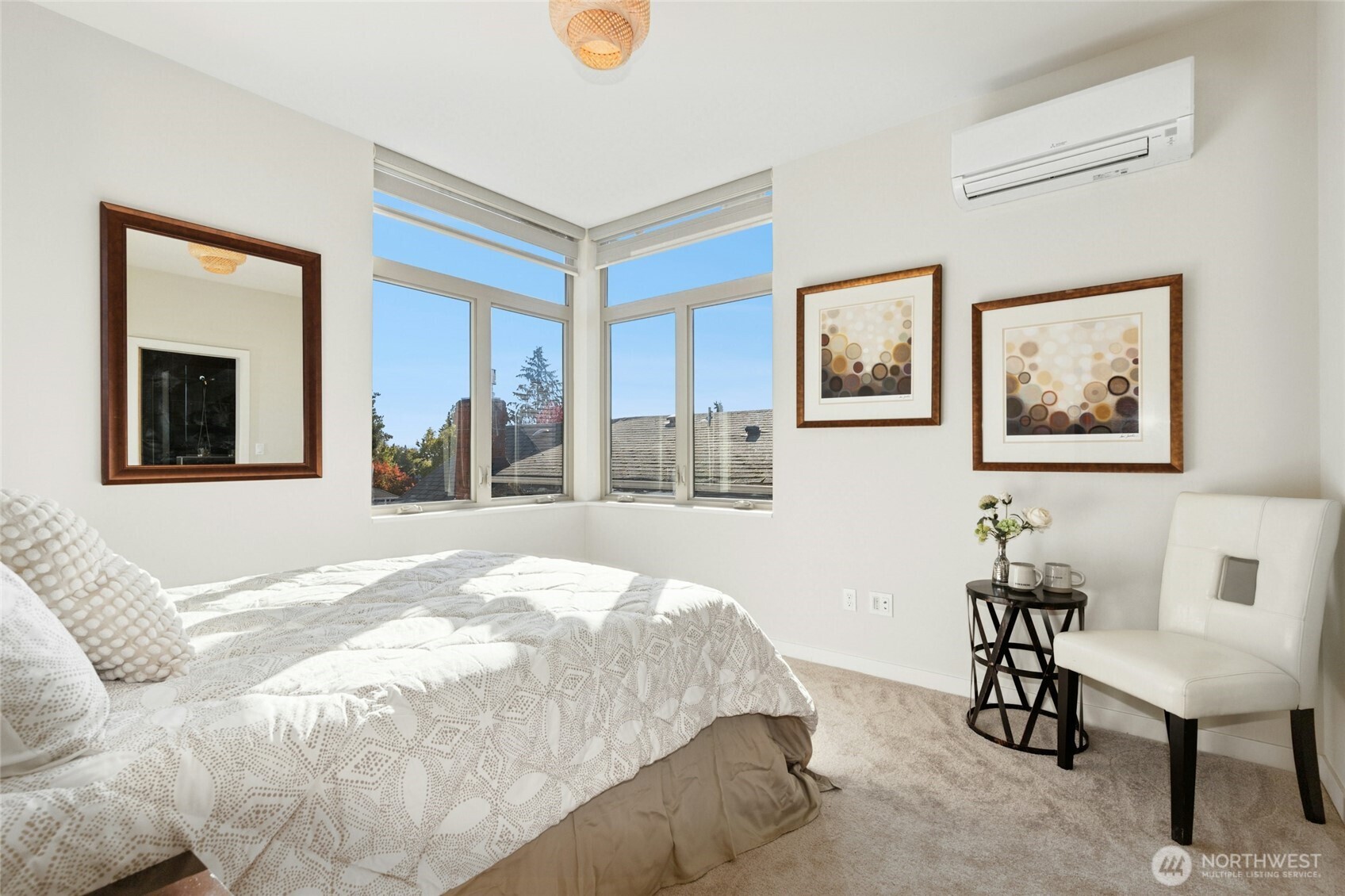 4411 Meridian Avenue North Seattle, WA 98103 - Photo 16 of 31