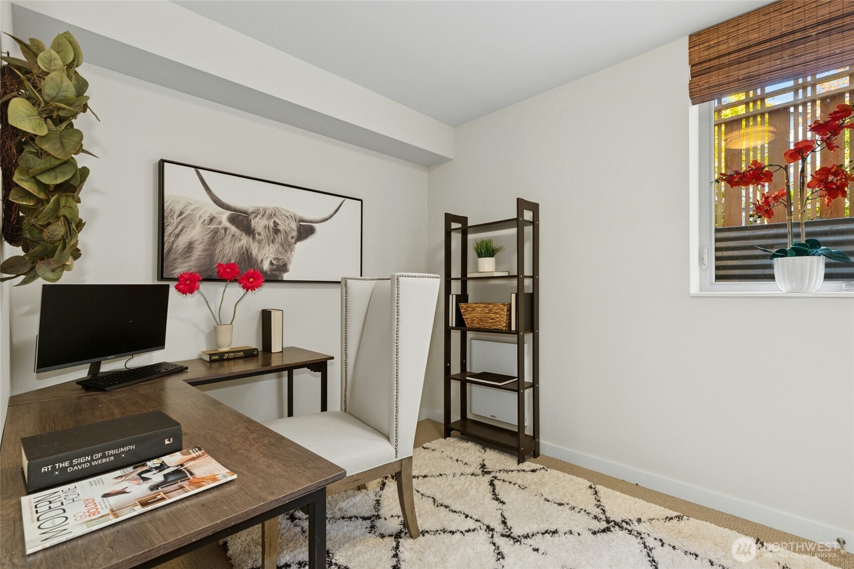 4411 Meridian Avenue North Seattle, WA 98103 - Photo 4 of 31