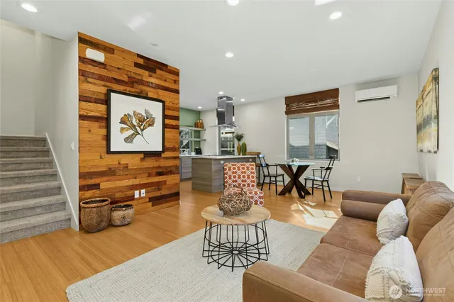 $1,050,000 | 4411 Meridian Avenue North, Seattle, WA 98103