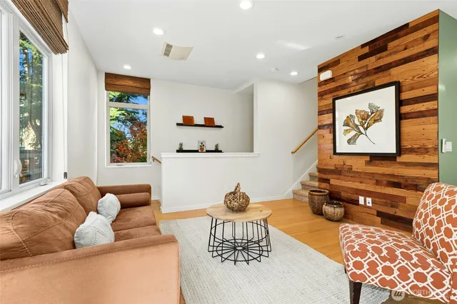 $1,050,000 | 4411 Meridian Avenue North, Seattle, WA 98103