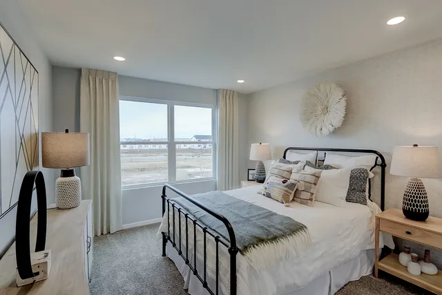 $599,990 | 428 Collingwood Road, South Elgin, IL 60177