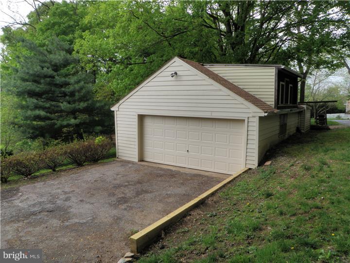 894 Frank Road West Chester, PA 19380 - Photo 24 of 25 Garage