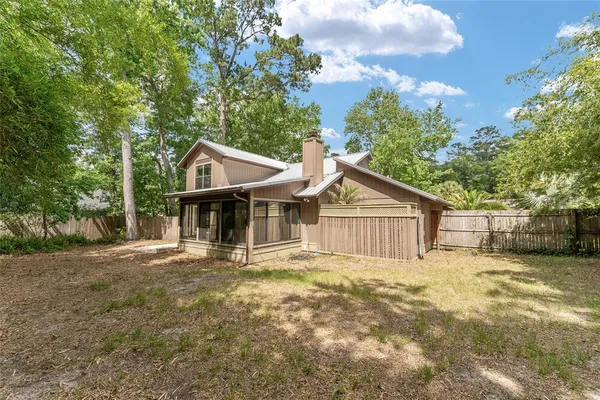 $2,300 | 6632 Northwest 52nd Terrace, Gainesville, FL 32653