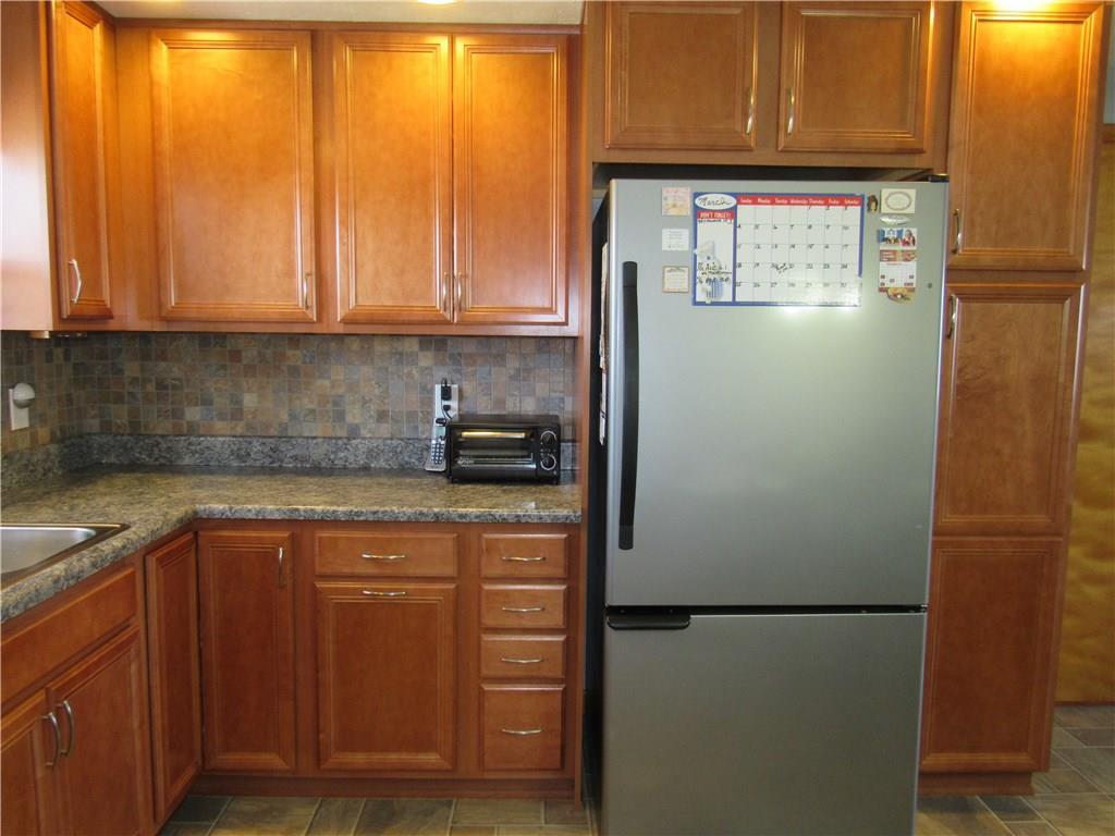 5239 Ridgewood Road East Springfield, OH 45503 - Photo 10 of 46