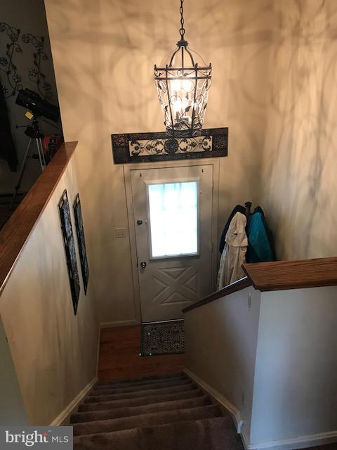 651 Owl Hill Road Lititz, PA 17543 - Photo 3 of 31 Vaulted Ceiling Entrance. Hardwood Flooring.