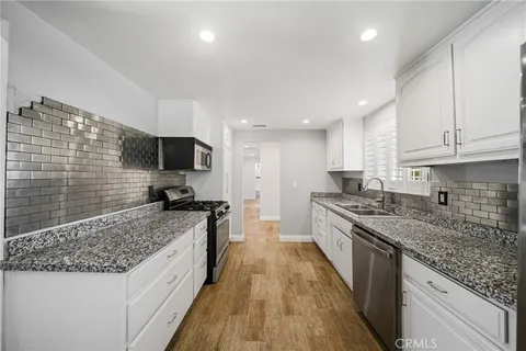 $624,999 | 6113 Riverside Avenue, Rialto, CA 92377