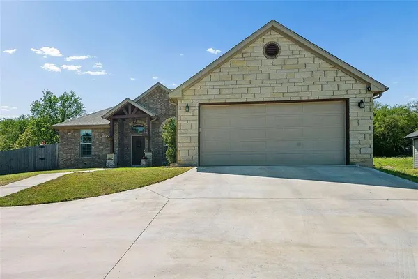 $419,000 | 4114 Seminole Trail, Granbury, TX 76048