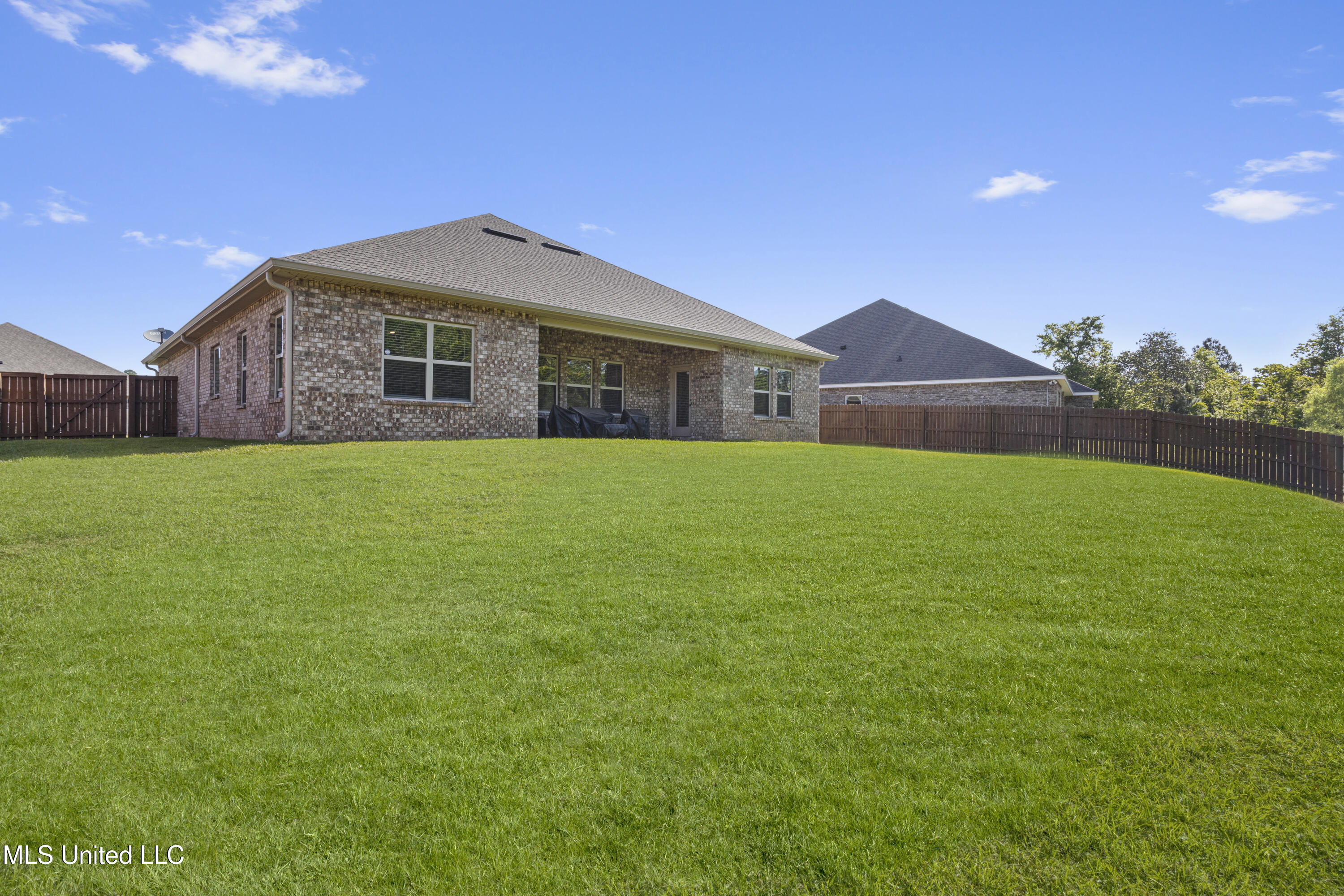 7089 Glen Eagle Drive Biloxi, MS 39532 - Photo 30 of 32 030