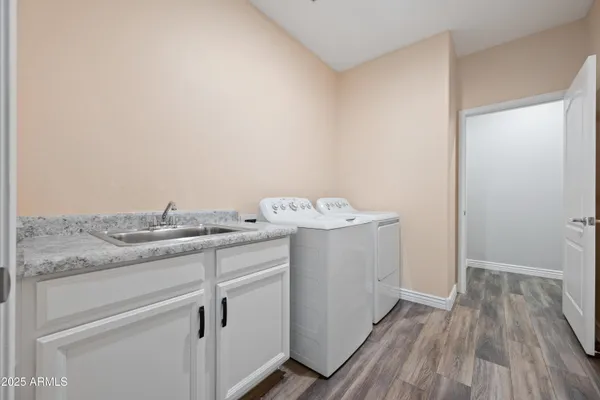 $400,000 | 2425 West Bronco Butte Trail, Unit 2008, Phoenix, AZ 85085