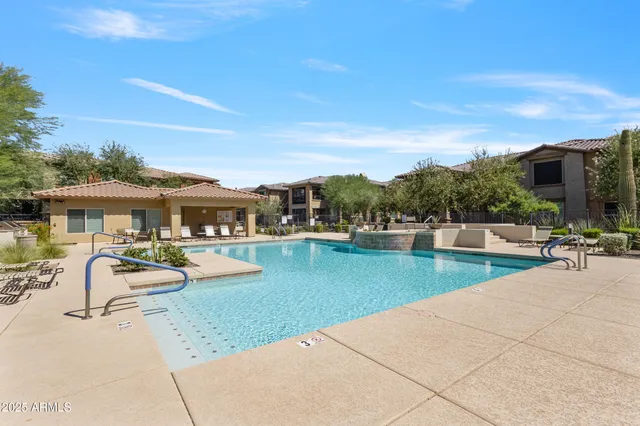 $420,000 | 2425 West Bronco Butte Trail, Unit 2008, Phoenix, AZ 85085