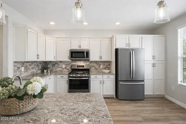 $400,000 | 2425 West Bronco Butte Trail, Unit 2008, Phoenix, AZ 85085