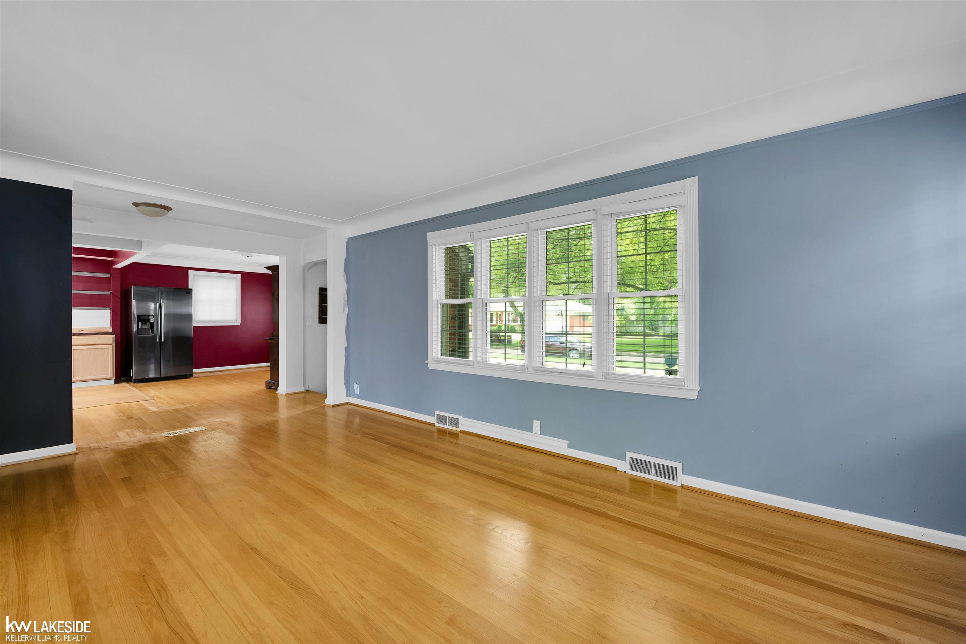 966 Hawthorne Road Grosse Pointe Woods, MI 48236 - Photo 15 of 24
