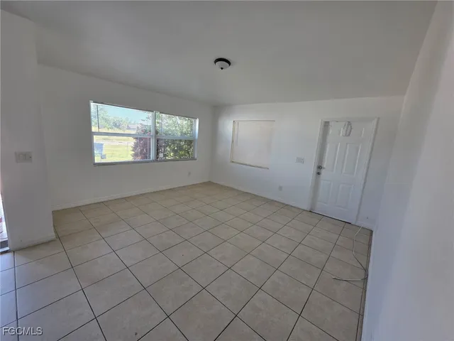 $1,850 | 1248 Columbus Boulevard, Unit B, Fort Myers, FL 33913