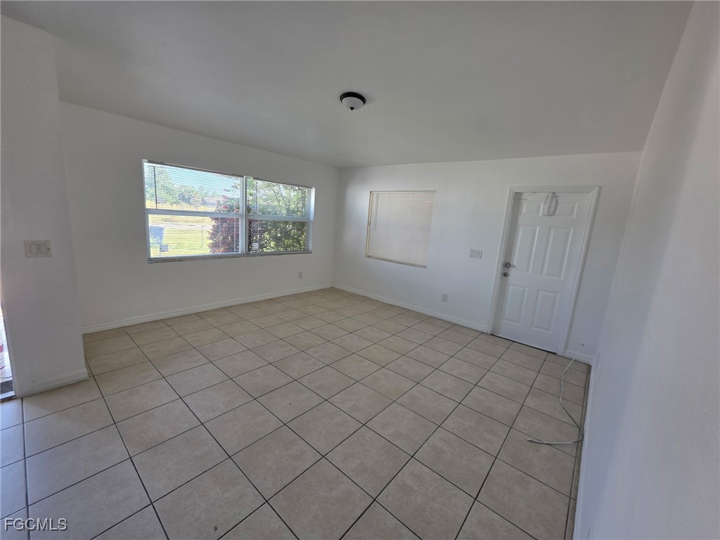 1248 Columbus Boulevard, Unit B Fort Myers, FL 33913 - Photo 2 of 16