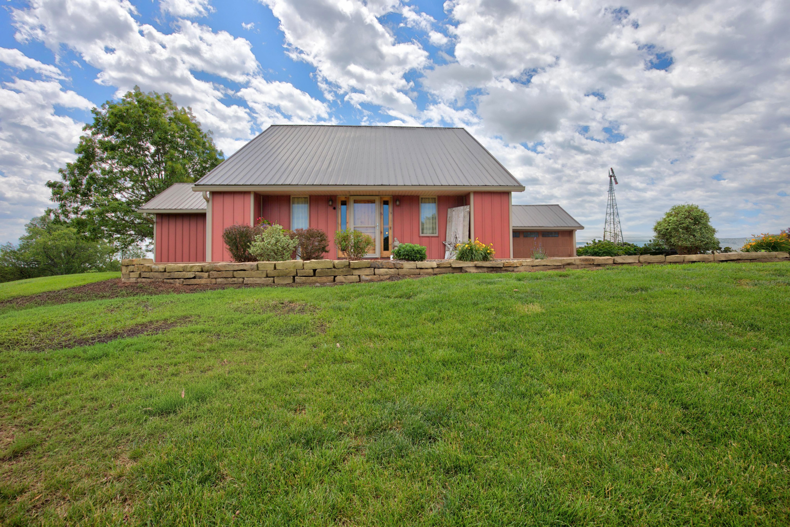 13301 Tango Road Bloomington, IL 61705 - Photo 2 of 74
