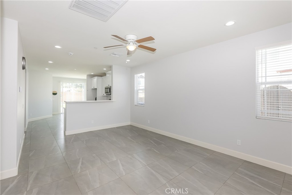 5167 Peony Court Riverside, CA 92506 - Photo 5 of 32