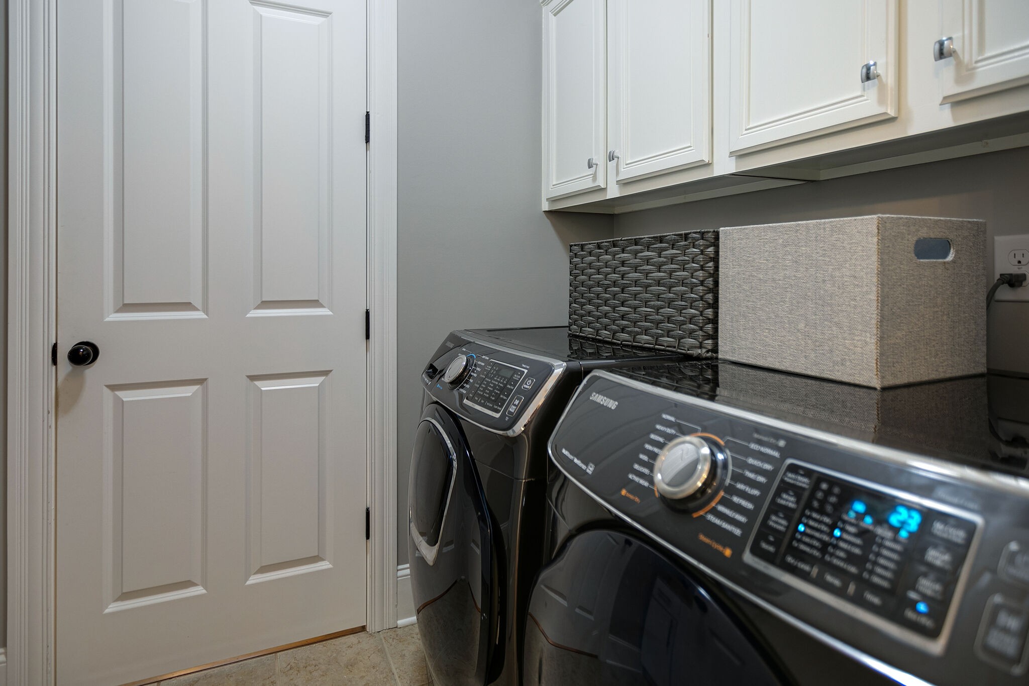 126 Addison Avenue Franklin, TN 37064 - Photo 27 of 38 a close view of a stove top oven sitting inside of a kitchen