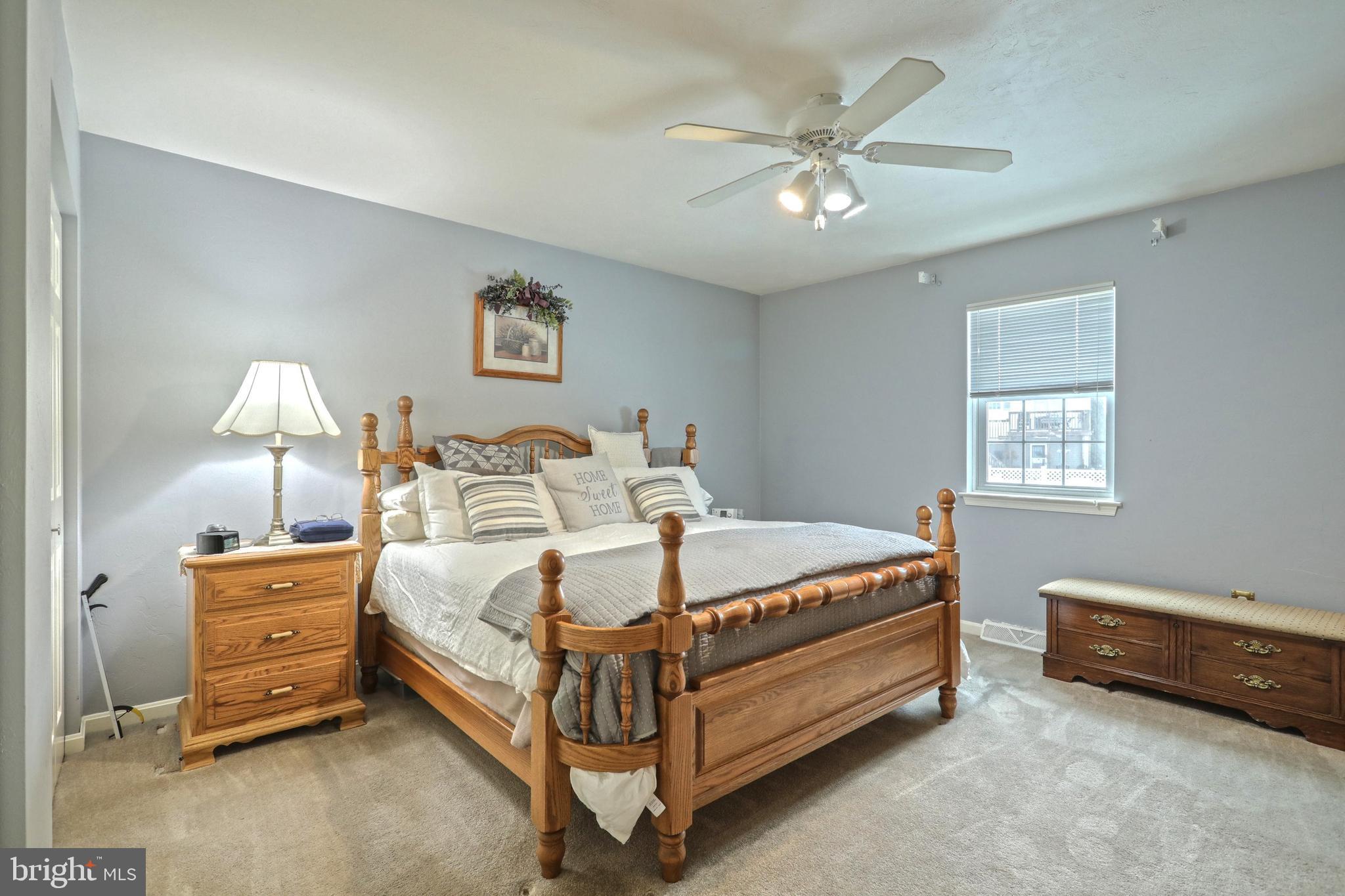 318 Kendale Road Red Lion, PA 17356 - Photo 23 of 29 Large Primary Room