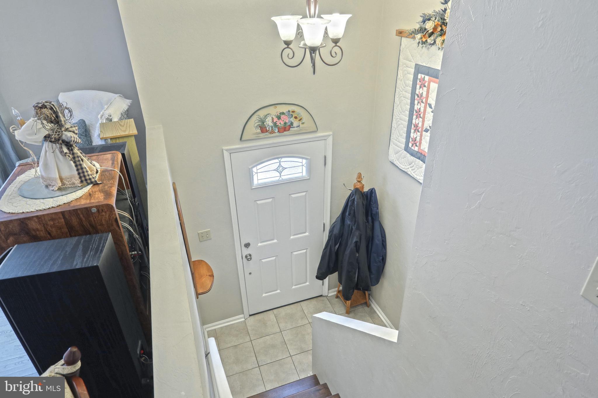 318 Kendale Road Red Lion, PA 17356 - Photo 9 of 29 Spacious Foyer