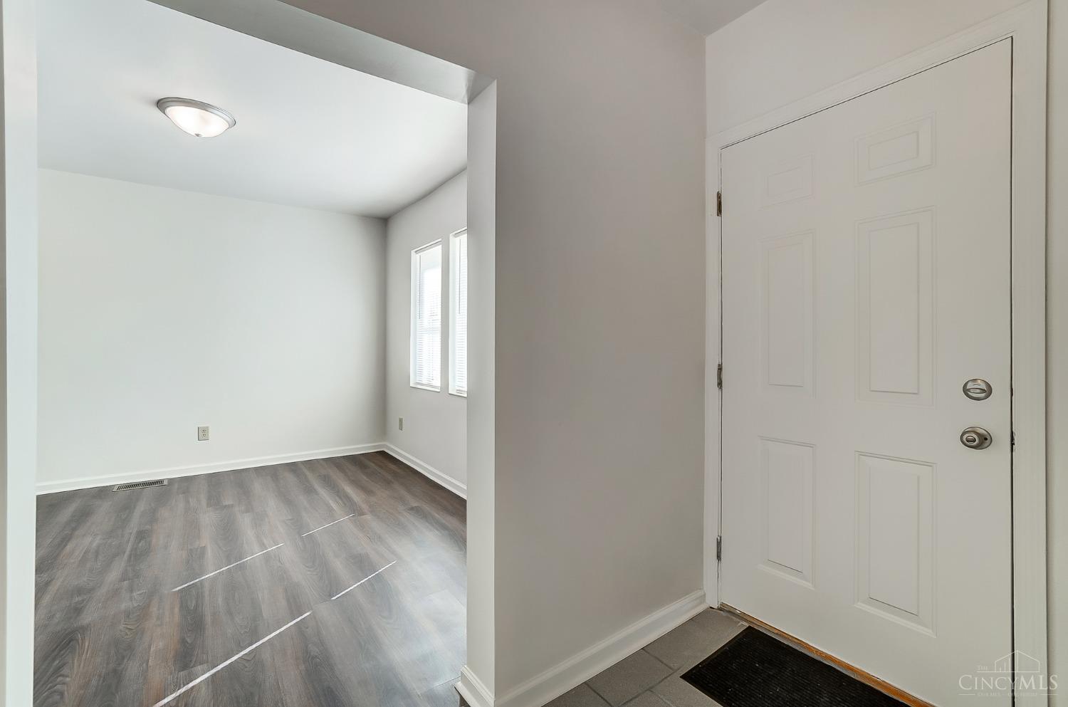 3790 West Fork Road Cincinnati, OH 45247 - Photo 4 of 54 Gallery Image 4