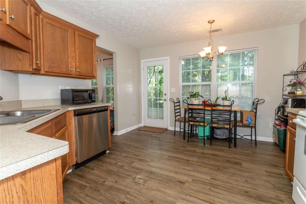 1537 Cardinal Lane Winder, GA 30680 - Photo 15 of 29