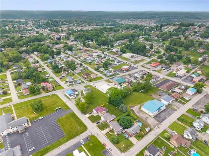 $265,000 | 2739 Iowa Drive, New Kensington, PA 15068