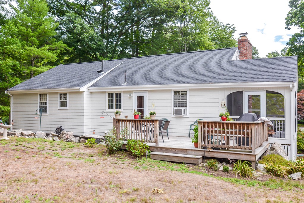 36 Colonial Drive Reading, MA 01867 - Photo 18 of 23 Gallery Image 18