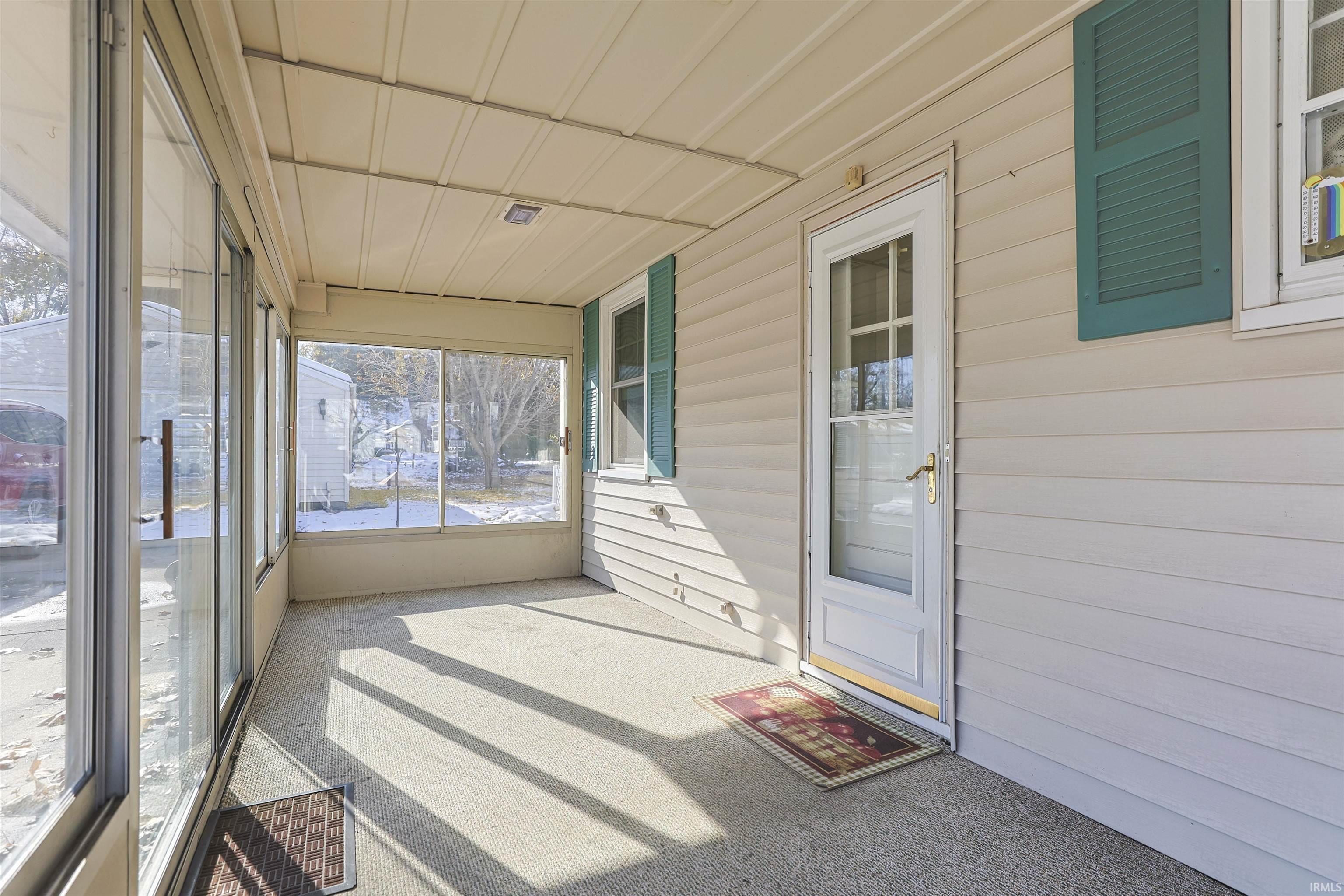 19694 Ruth Avenue South Bend, IN 46614 - Photo 4 of 31