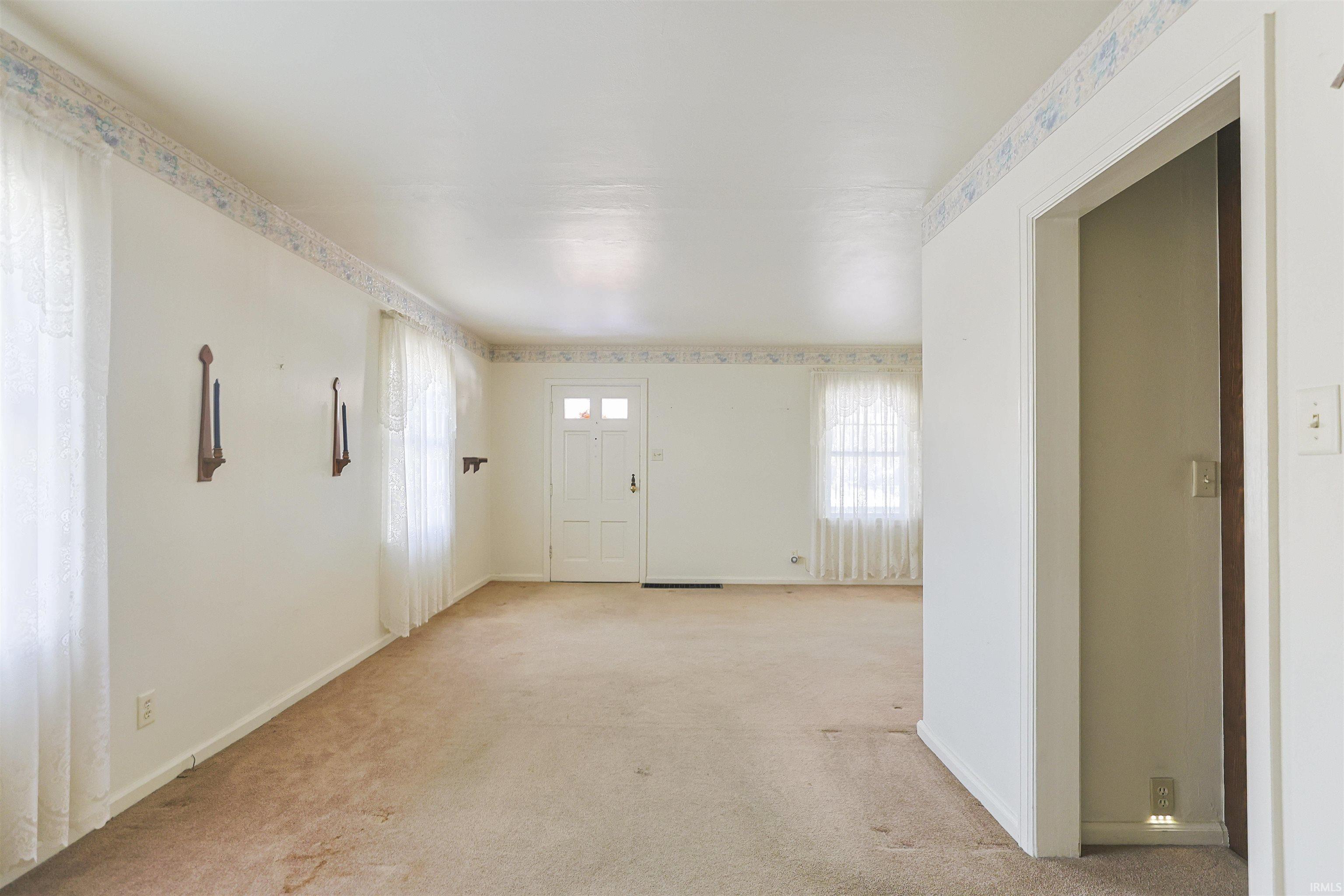 19694 Ruth Avenue South Bend, IN 46614 - Photo 6 of 31