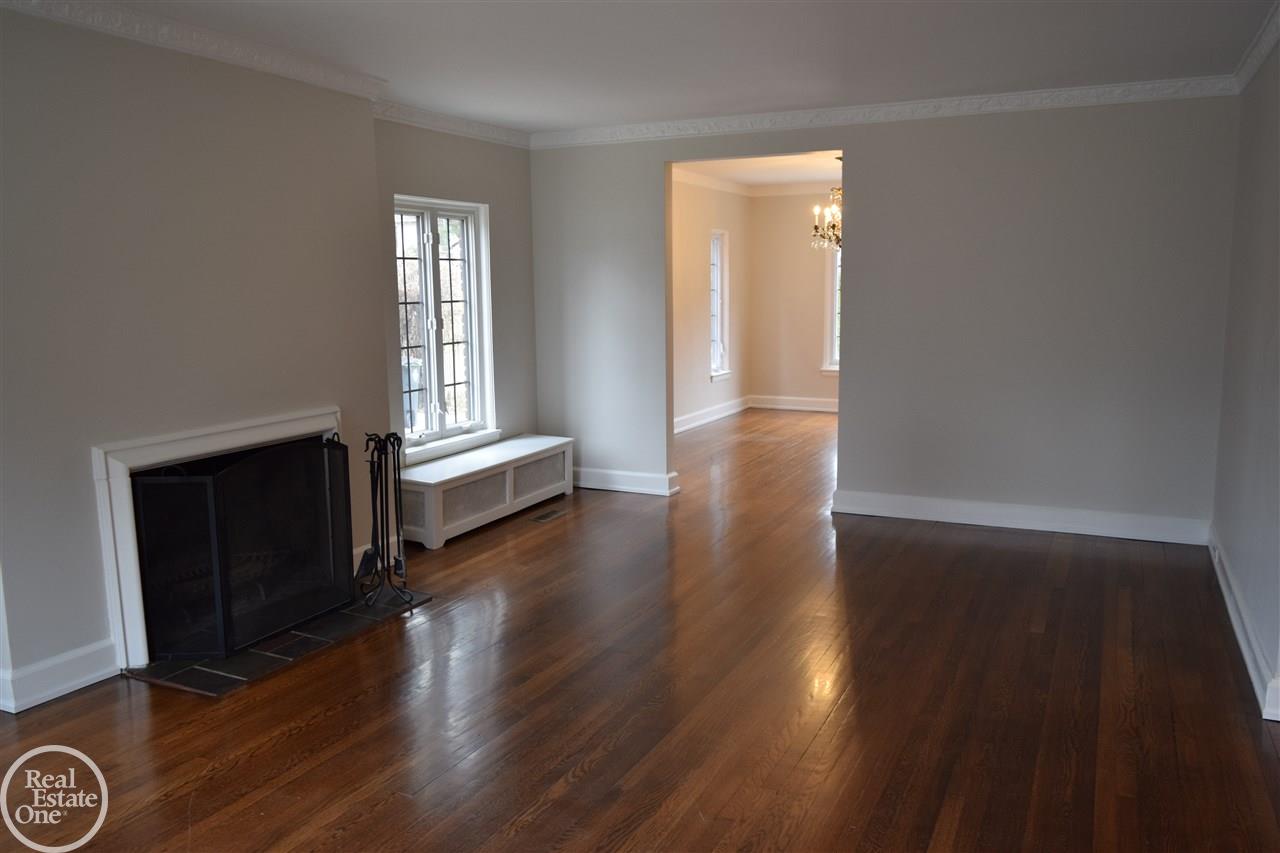 552 Cadieux Road Grosse Pointe, MI 48230 - Photo 10 of 51 Gallery Image 10
