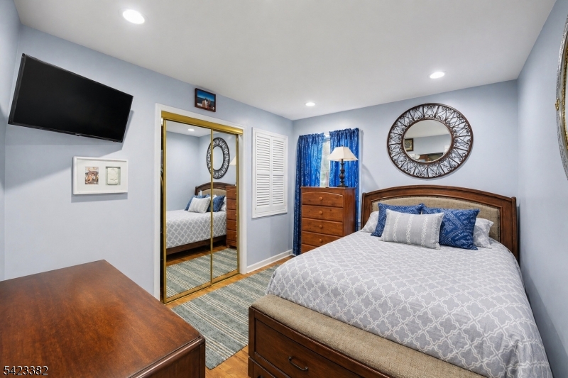 205 Old Center Grove Road Randolph, NJ 07869 - Photo 9 of 20