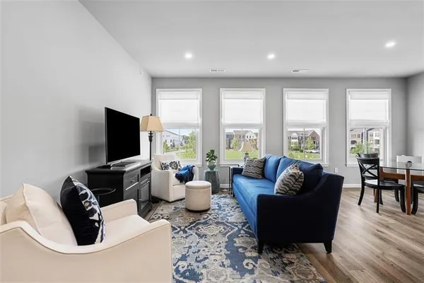 $2,500 | 303 Tillary Lane, Unit 201, Cranberry Township, PA 16066