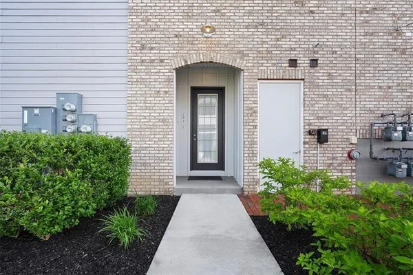 $2,500 | 303 Tillary Lane, Unit 201, Cranberry Township, PA 16066