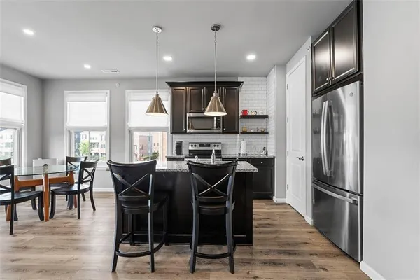 $2,500 | 303 Tillary Lane, Unit 201, Cranberry Township, PA 16066