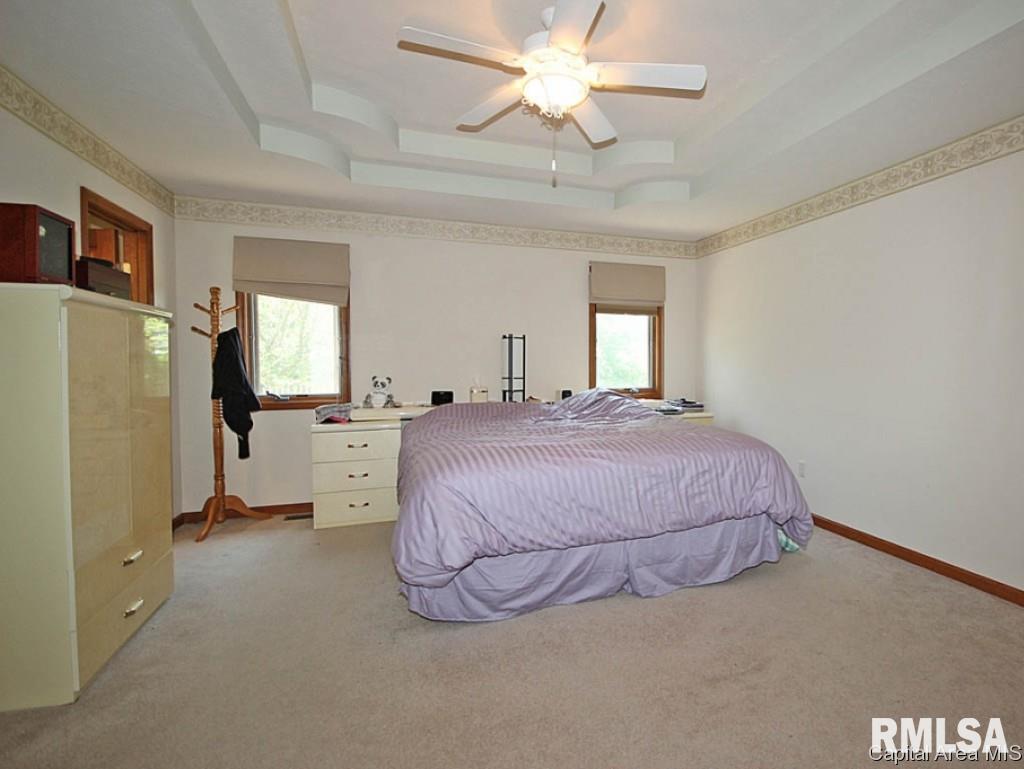 4660 Svenson Drive Springfield, IL 62711 - Photo 13 of 31 Gallery Image 13