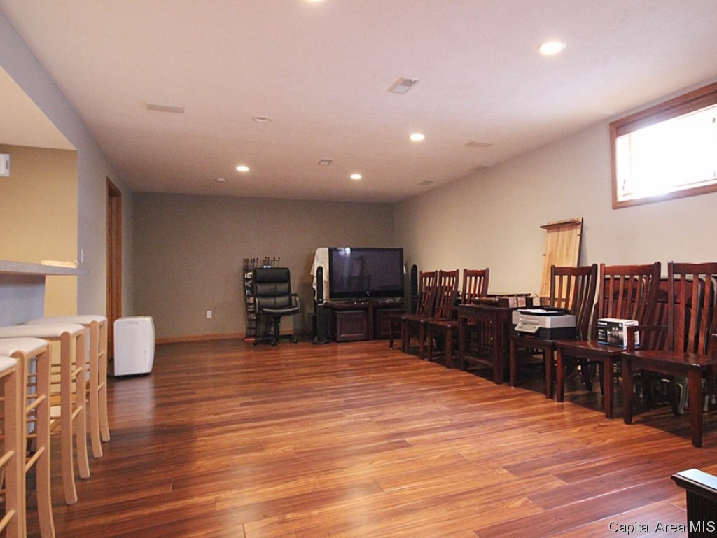 4660 Svenson Drive Springfield, IL 62711 - Photo 26 of 31 Gallery Image 26