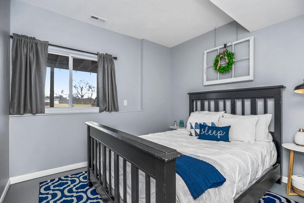 992 East 750th Road Lawrence, KS 66047 - Photo 34 of 45