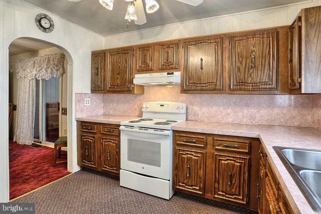 1856 Rosedale Avenue Middletown, PA 17057 - Photo 6 of 25 Gallery Image 6