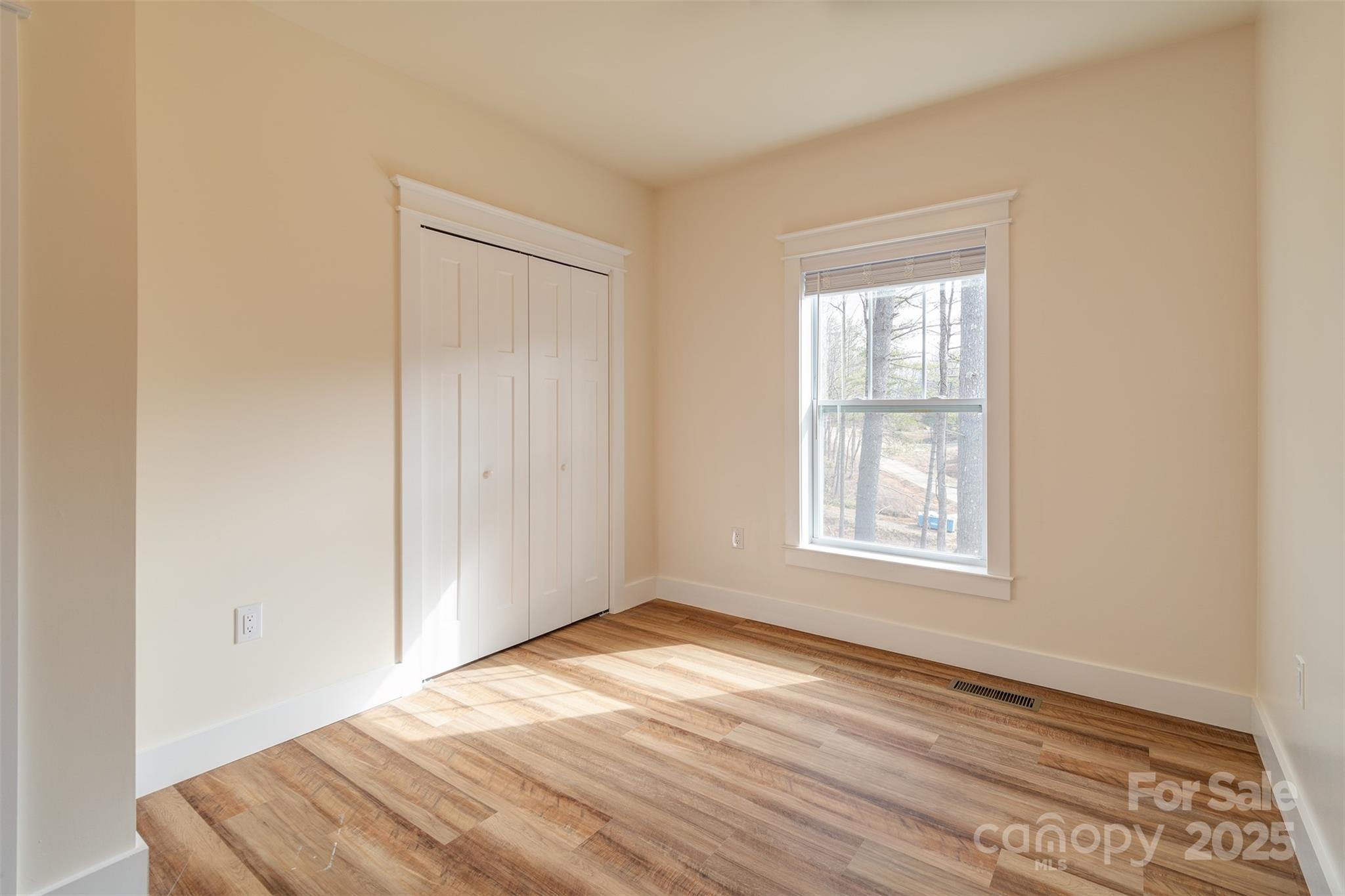 127 Cascade Rdg Road Fairview, NC 28730 - Photo 21 of 32 Gallery Image 21