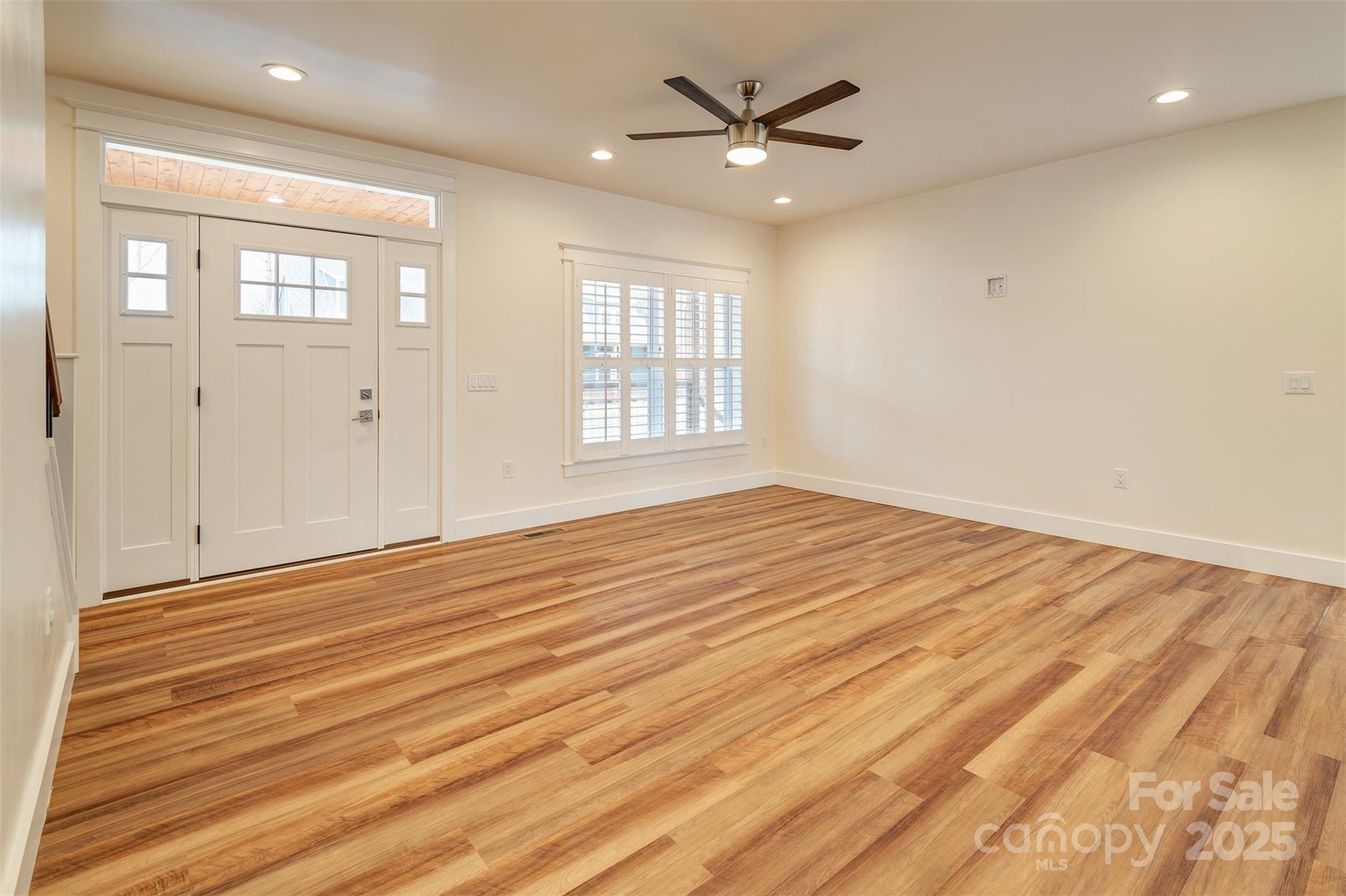 127 Cascade Rdg Road Fairview, NC 28730 - Photo 4 of 32 Gallery Image 4