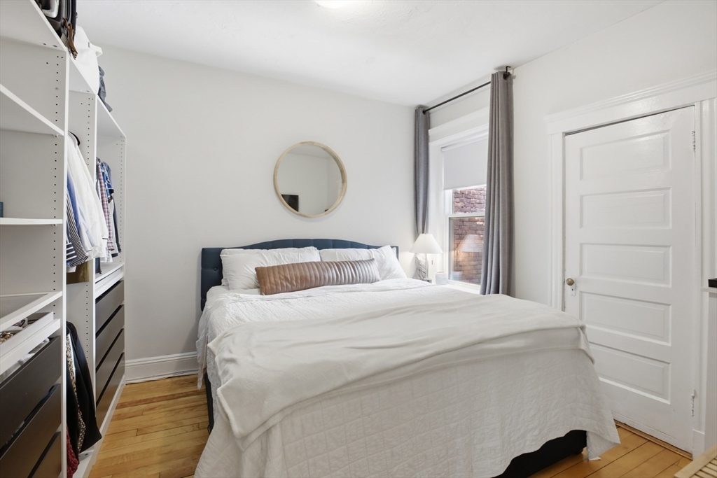 1896 Beacon Street, Unit 3 Brookline, MA 02445 - Photo 7 of 26