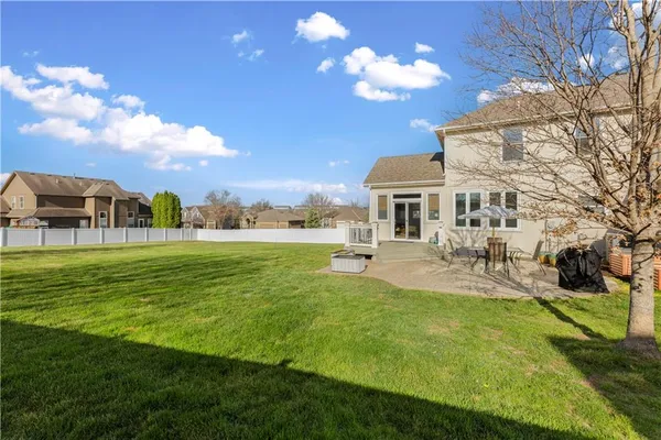 $520,000 | 1519 Haystack Road, Raymore, MO 64083