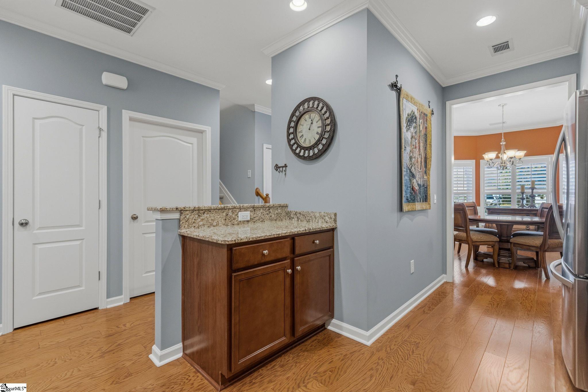 46 Barnwood Circle Greenville, SC 29607 - Photo 9 of 47