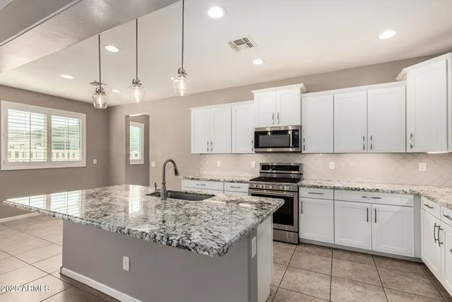 $775,000 | 1527 West Windhaven Avenue, Gilbert, AZ 85233